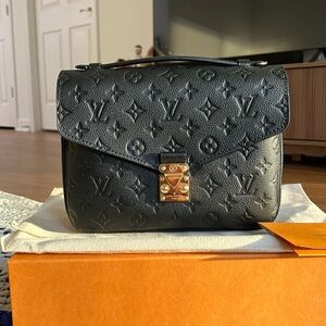LOUIS VUITTON Empreinte Pochette Métis